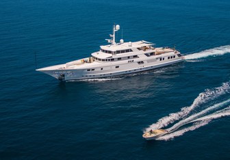 Grace Yacht Charter in Dubai